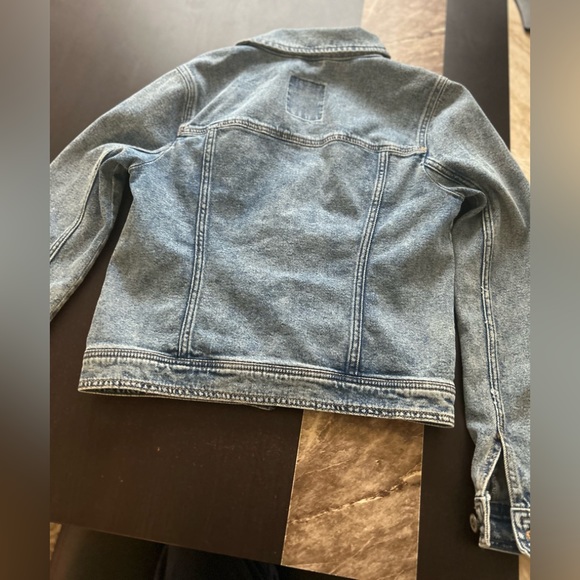 Hollister Denim jacket. Size XS. NEW - Picture 5 of 6